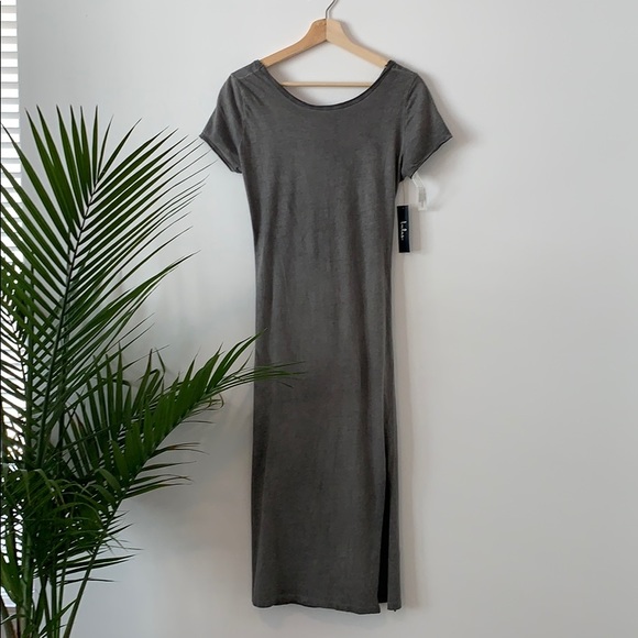 Lulus Dresses & Skirts - • NWT Lulus Dress •
